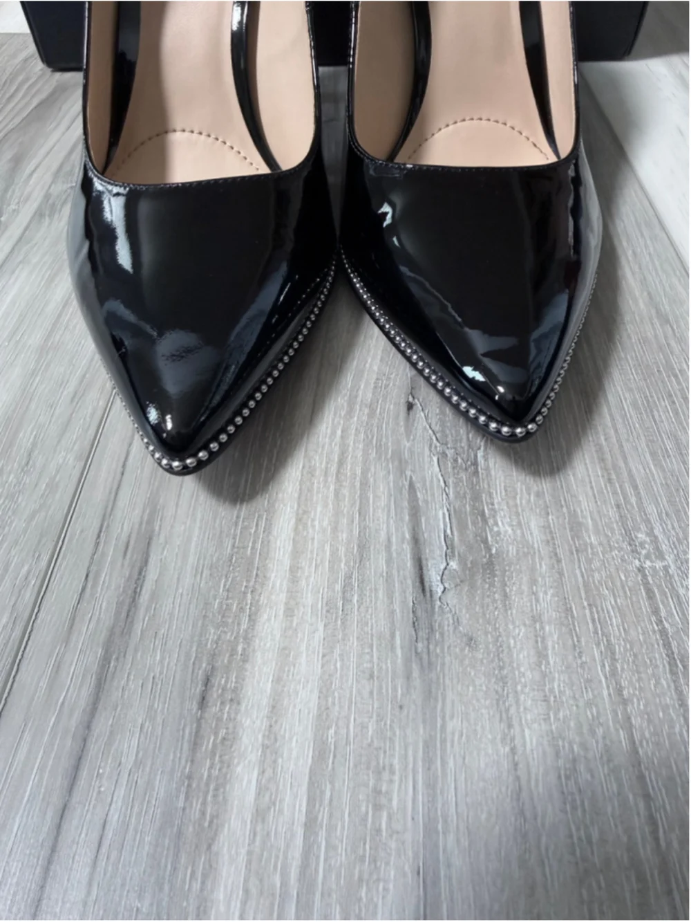 Coach Samantha Patent Leather Pumps Black Pointed Toe Studded Heels 9.5B NIB